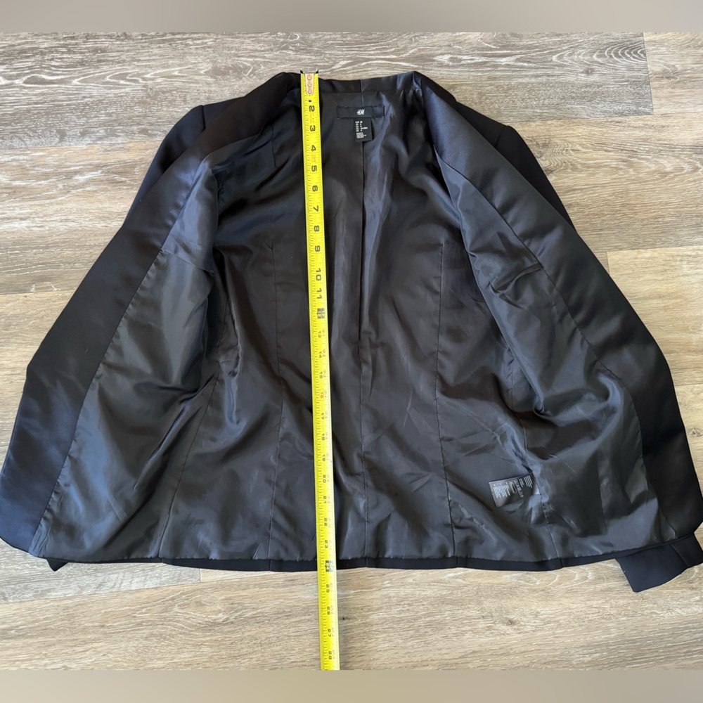 H&M Black Tuxedo style jacket - Picture 3 of 5
